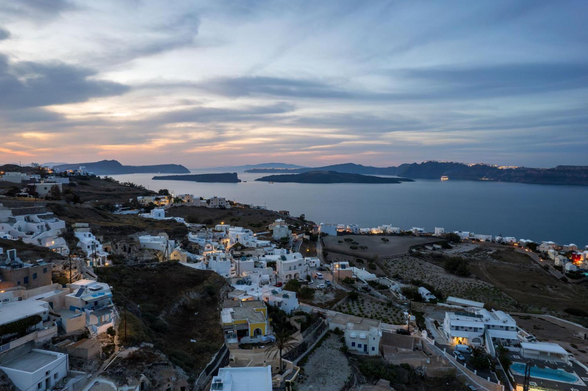 Santorita Suites Akrotírion Exterior foto